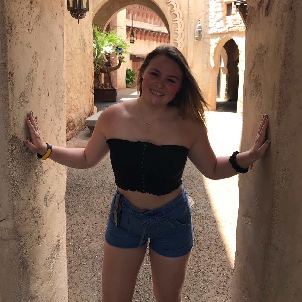 Meet your Posher, Kait